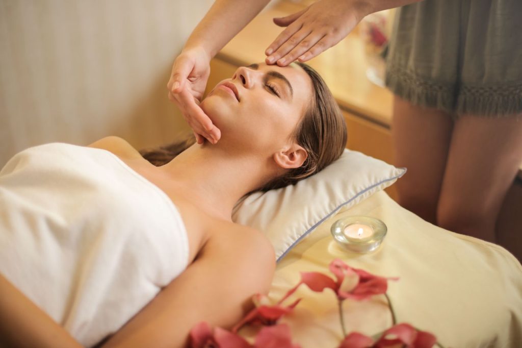 Home head relaxation massage